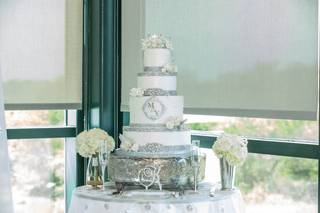 Bonnie Brunt Cakes 4
