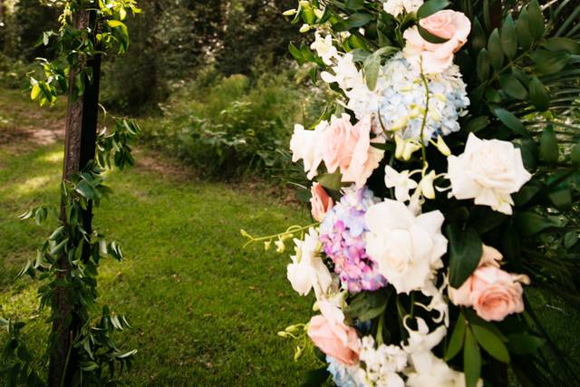 Simply Beautiful Flowers and Events 4