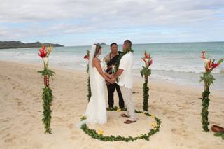 Sweet Hawaii Wedding - 29