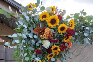 Flower Creations Rolesville - 12