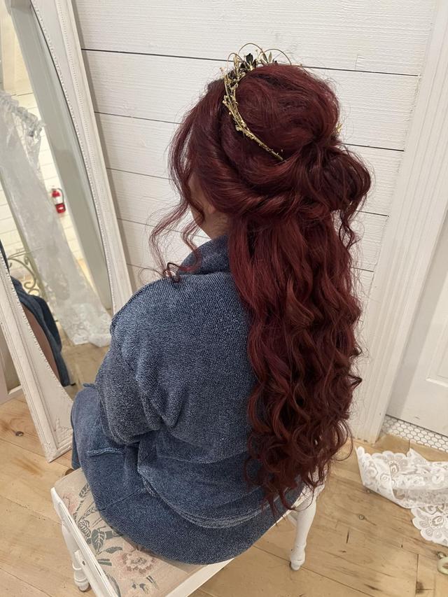 Braid N'Hairpins Makeup and Hair - 1
