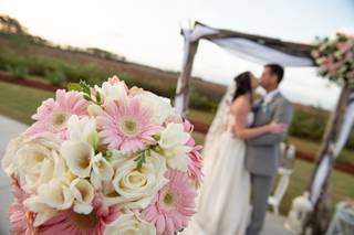 Barefoot rentals & Bridal Events, Inc - 43