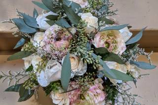 An English Garden Wedding & Event Florals - 147