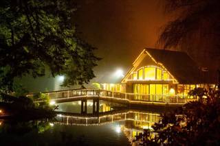 Lakeside Gardens - 21