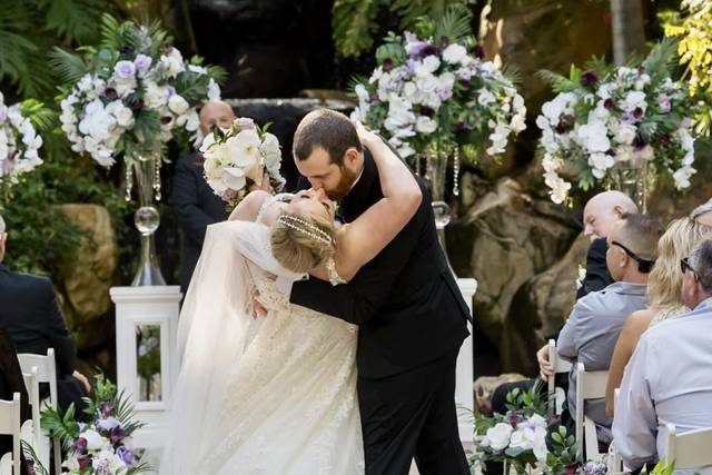 The Finishing Touch Wedding Design 4