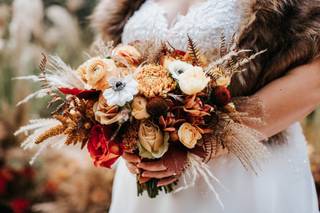 Oak and Fig Floral - 16