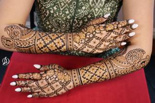 Bhavna's Henna & Arts - 42