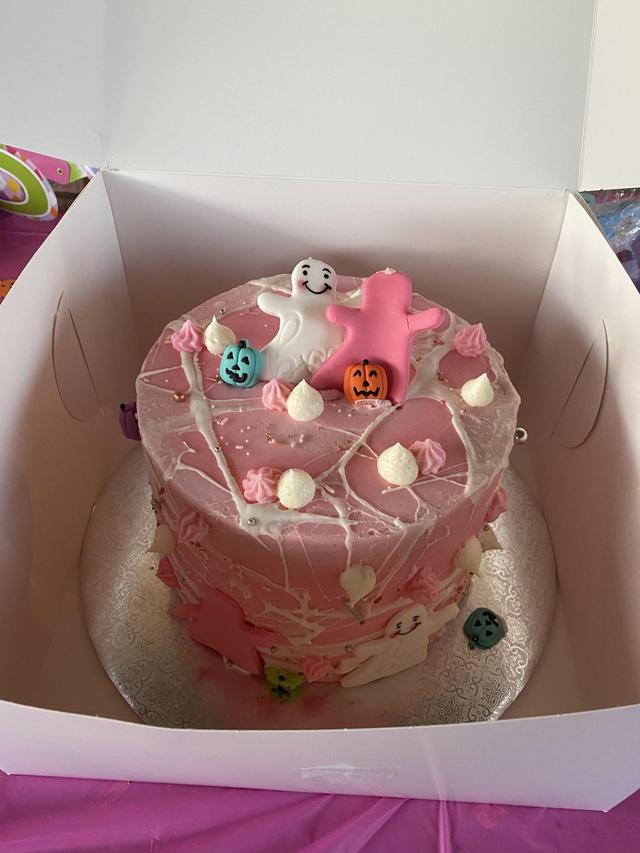 Unikakes Bakery - 4