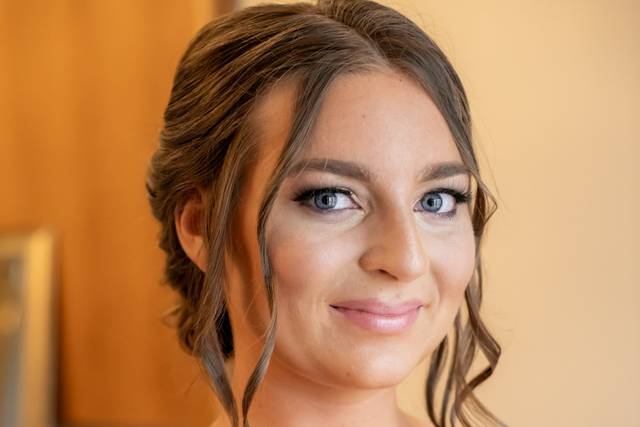Jamie Lyn Cintron Salon Spa Wedding 4