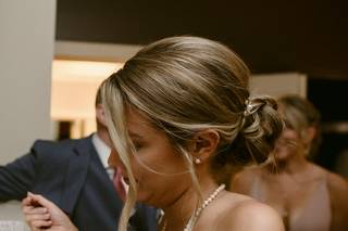 Chez Ann Salon - 6