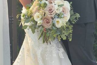 Sweet Dreams Floral Design - 25