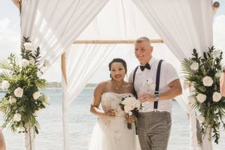 La Barcaza Wedding and Event Boat - 18