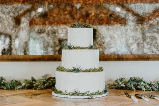 Sweet Treets Bakery - 44