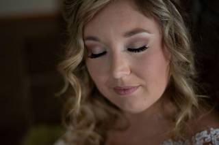 Alicia Turner at Renew Salon and Spa - 12