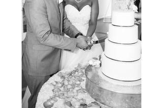 Virginia Marie Cake Boutique - 9
