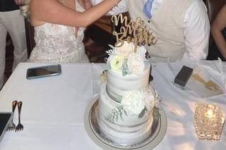 Cakes On The Move - 72