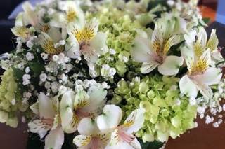 M.Kaye Events & Decor - 8