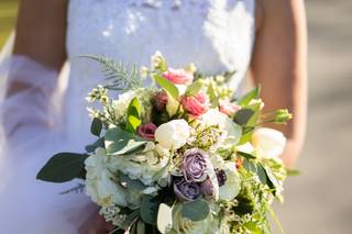 Fleur-tatious Floral Design - 11