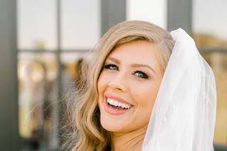 24Luxe Hair & Makeup - 24