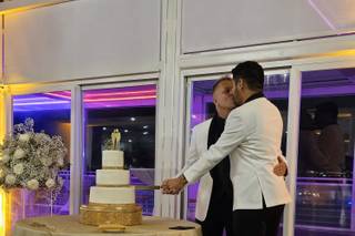 DoubleTree by Hilton Grand Hotel Biscayne Bay - 15
