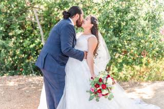 Chasing Chickadees Photography - 28