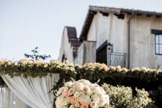 Wine Country Flowers LLC - 34