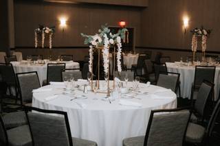 Embassy Suites by Hilton San Antonio Brooks Hotel & Spa - 6
