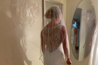 Milesa's Couture & Alterations - 8