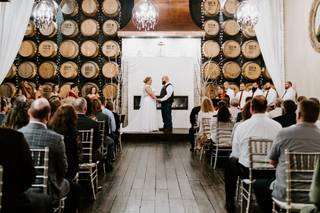 1620 Winery & Wine Bar - 10