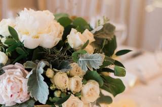 The Enchanted Florist - 24
