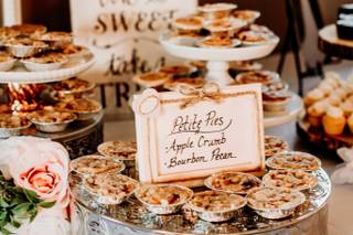 BuzzyBakes Catering - 17