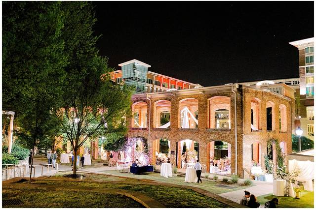 Larkin's Catering and Events 5