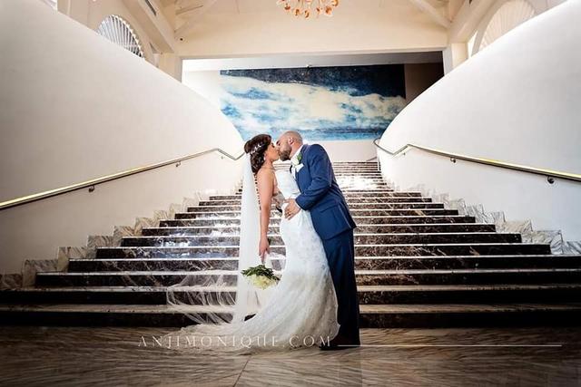 Anji Monique Photography & Company - 2