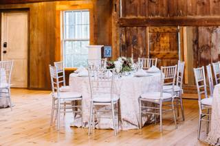 Bear Mountain Inn + Barn - 94