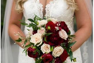 Dream Designs Florist and Wedding Boutique - 86