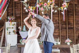 Samantha Greenfield Designs in Floral Artistry - 36
