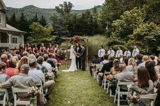 Taylor Willoughby Photo - 24