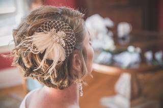 Jasmine Loren Salon - 9