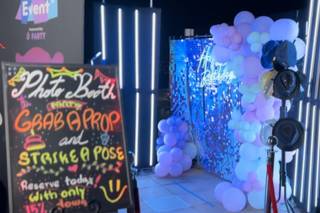 U Turn 360° | Photo Booths - 8