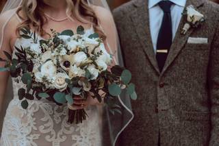 Busy B's Floral - 81