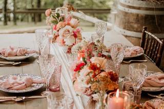 Nolichuckey Bluffs Bed & Breakfast Cabins & Wedding Venue - 39