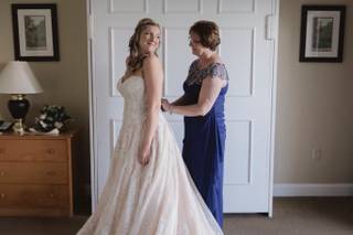Carbonneau Bridal & Formalwear - 15