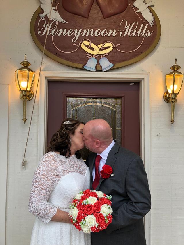 Gatlinburg Wedding Chapel at Honeymoon Hills - 4