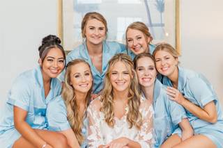 Kreashenz Salon and Spa - 12