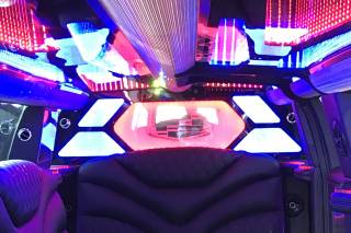 Skyhawk Limousine - 2