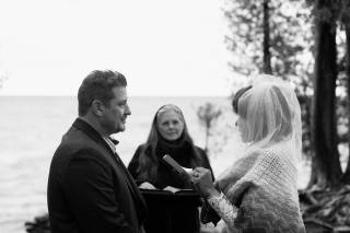 White Swan Wedding Services - 6