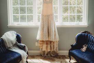 Angela Lynn Photos - 5