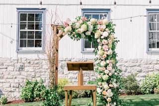 Laura of Lauxmont Floral Designs - 51