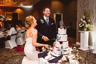 Johnson's Custom Cakes - 16