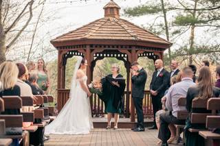 Rev. Shannon Wall, Joyful Weddings for All! - 7